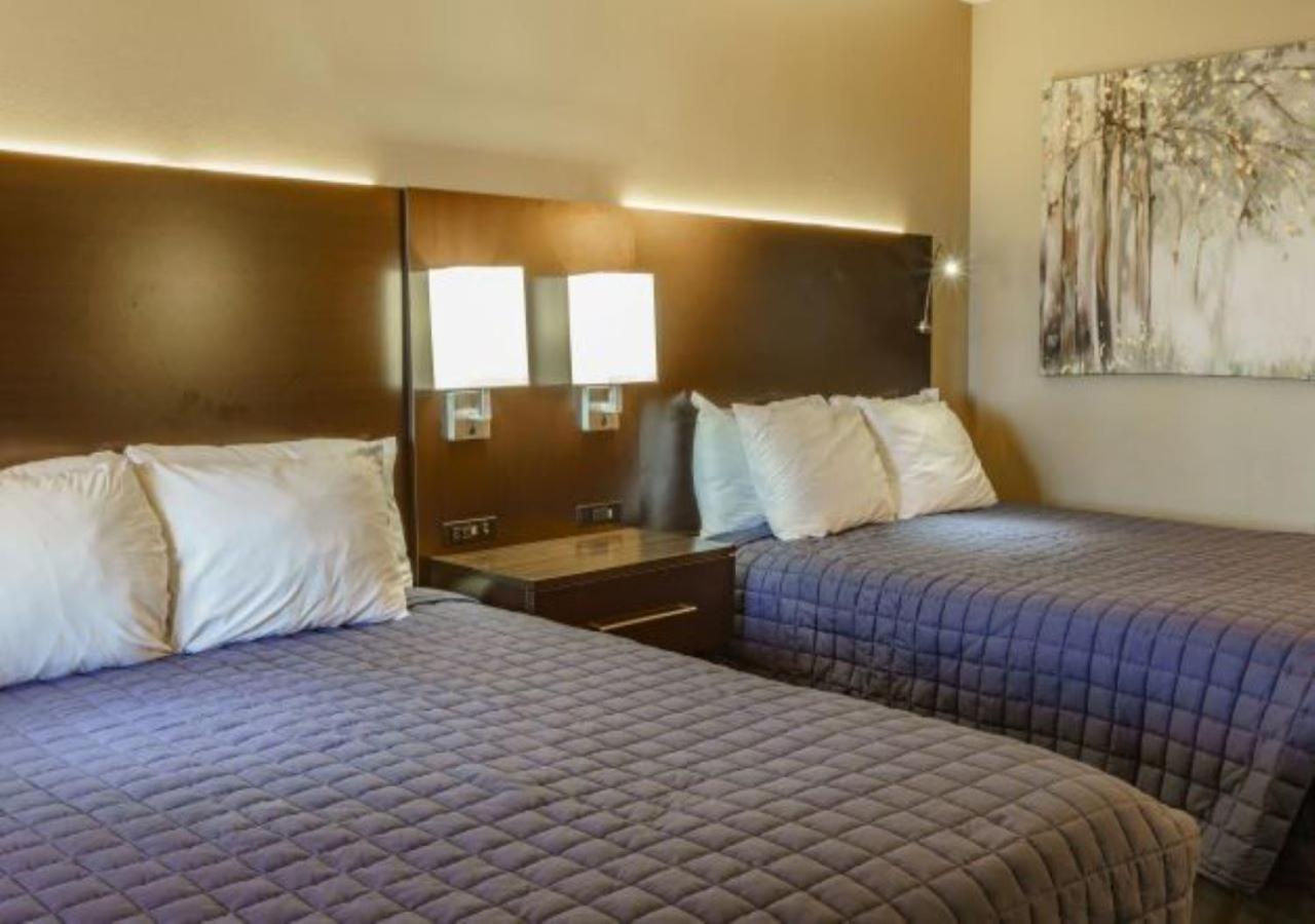 Shady Acre Inn And Suites Branson West Extérieur photo