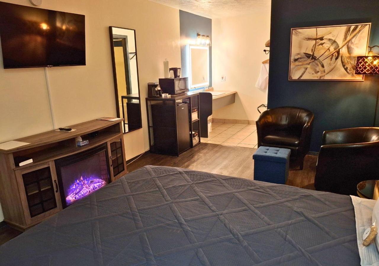 Shady Acre Inn And Suites Branson West Extérieur photo