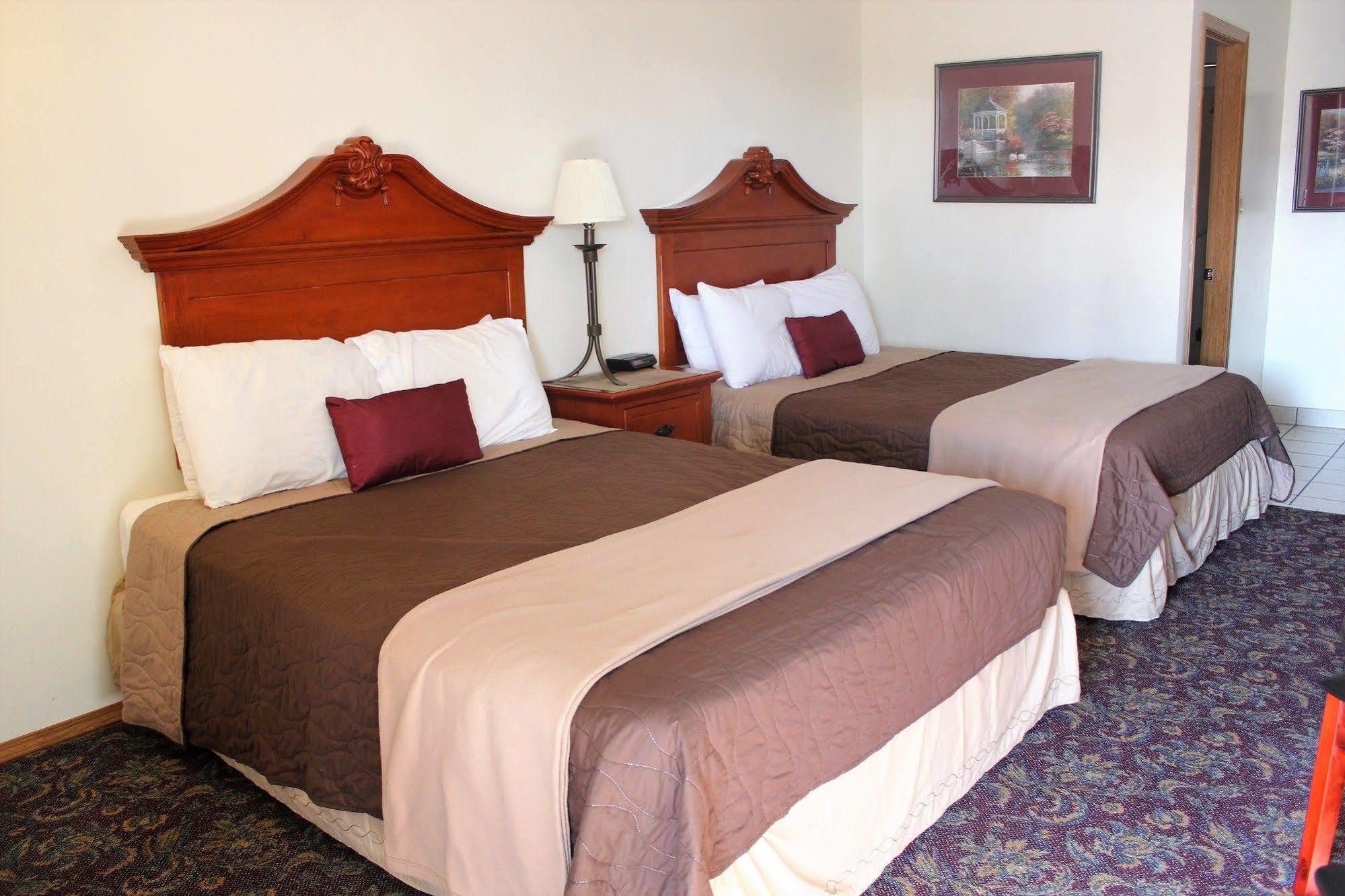 Shady Acre Inn And Suites Branson West Extérieur photo