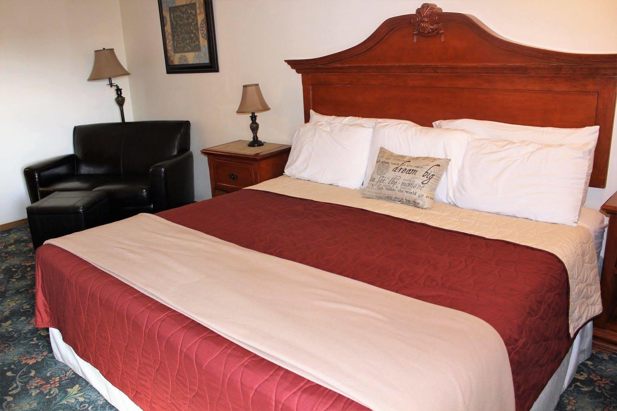 Shady Acre Inn And Suites Branson West Extérieur photo
